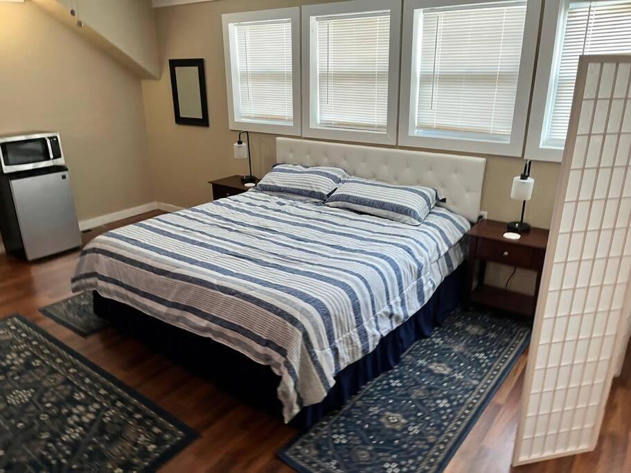 Skinny Big House In Jefferson City Esterno foto